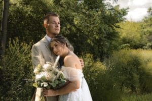 Novomanželé - svatební stodola Most