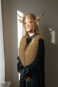 Konceptuální fotografie - Karolinna, singl Milk